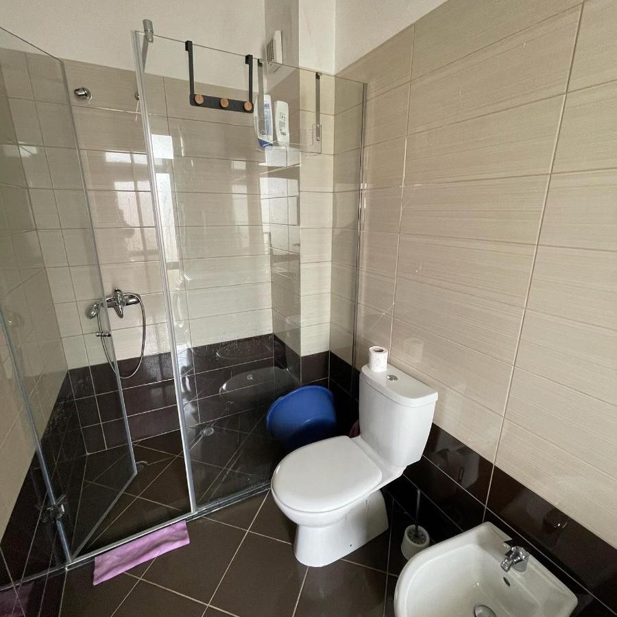 דורס Apartments Korabi מראה חיצוני תמונה